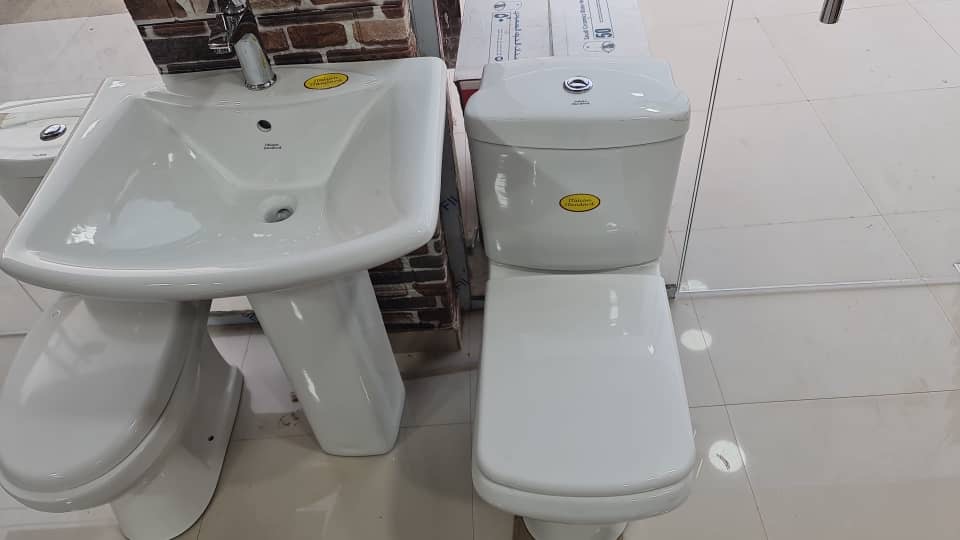 طقم مغسلة ومقعد افرنجي